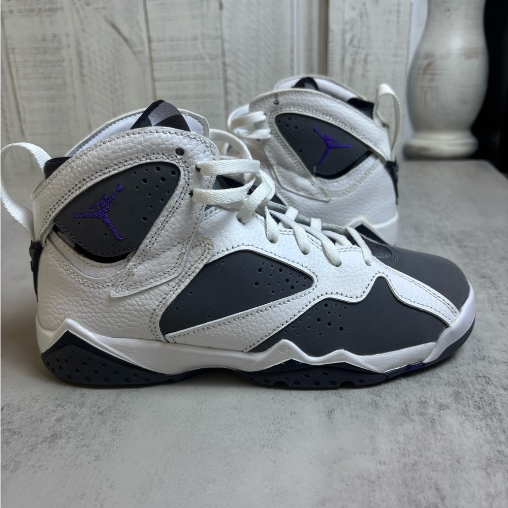 Kids Jordan Retro 7 White and Dark Gray Sneakers